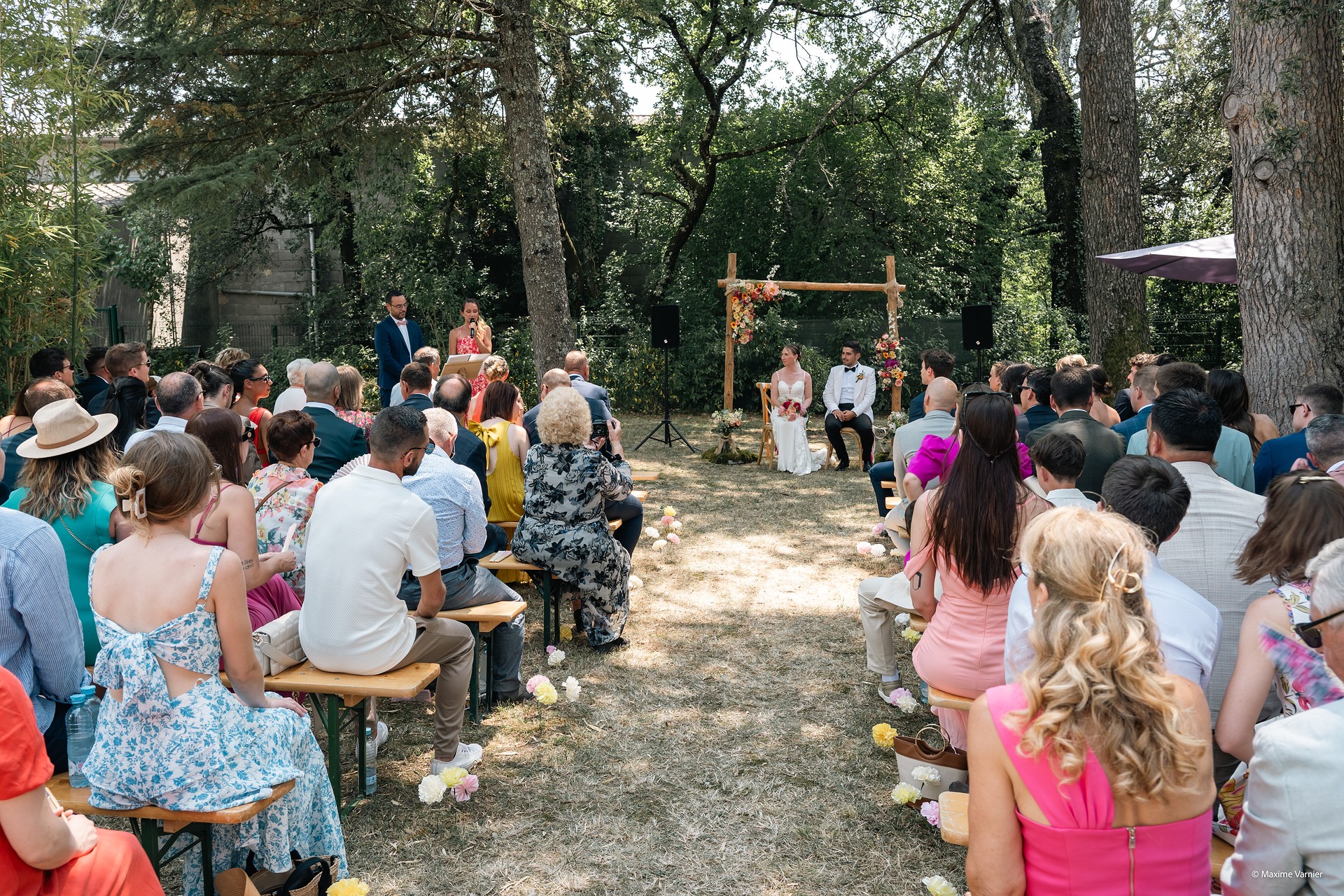Coordination discrète le jour du mariage